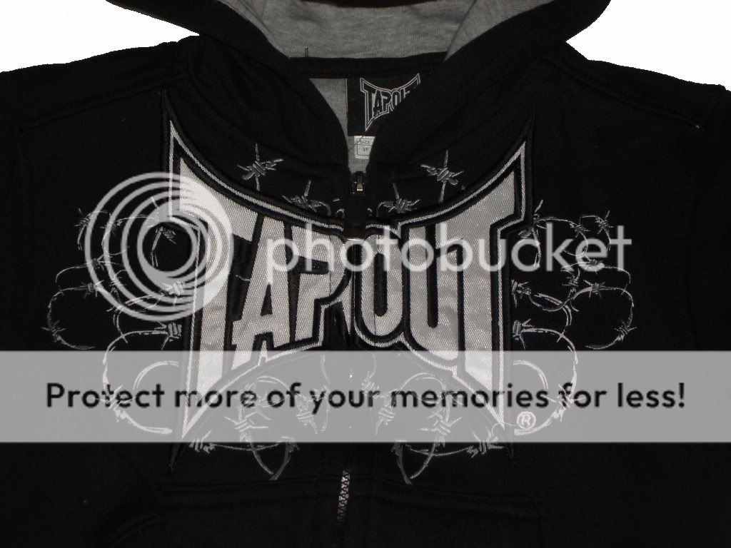 有关以下物品的详细资料: new~tapout~fleece-lined~hoodie~pullover